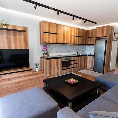 Roel Apartments Sarandë Exteriér fotografie